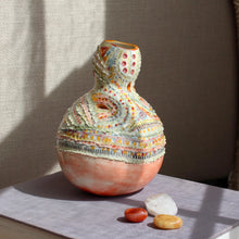 Load image into Gallery viewer, Texture Gourd Vase