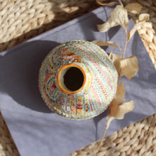 Load image into Gallery viewer, Texture Gourd Vase
