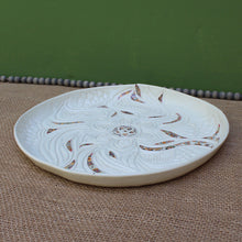 Load image into Gallery viewer, Large Flower Plate
