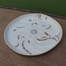 Load image into Gallery viewer, Large Flower Plate