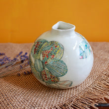 Load image into Gallery viewer, Magnolia round - custom