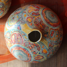 Load image into Gallery viewer, Lush and vibrant