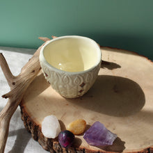 Load image into Gallery viewer, Small Carved Dish